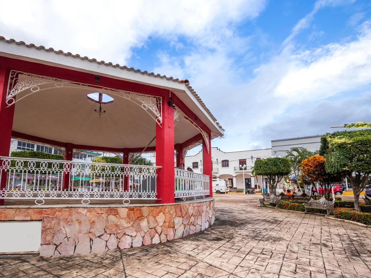 Hotel Las Brisas Катемако Экстерьер фото