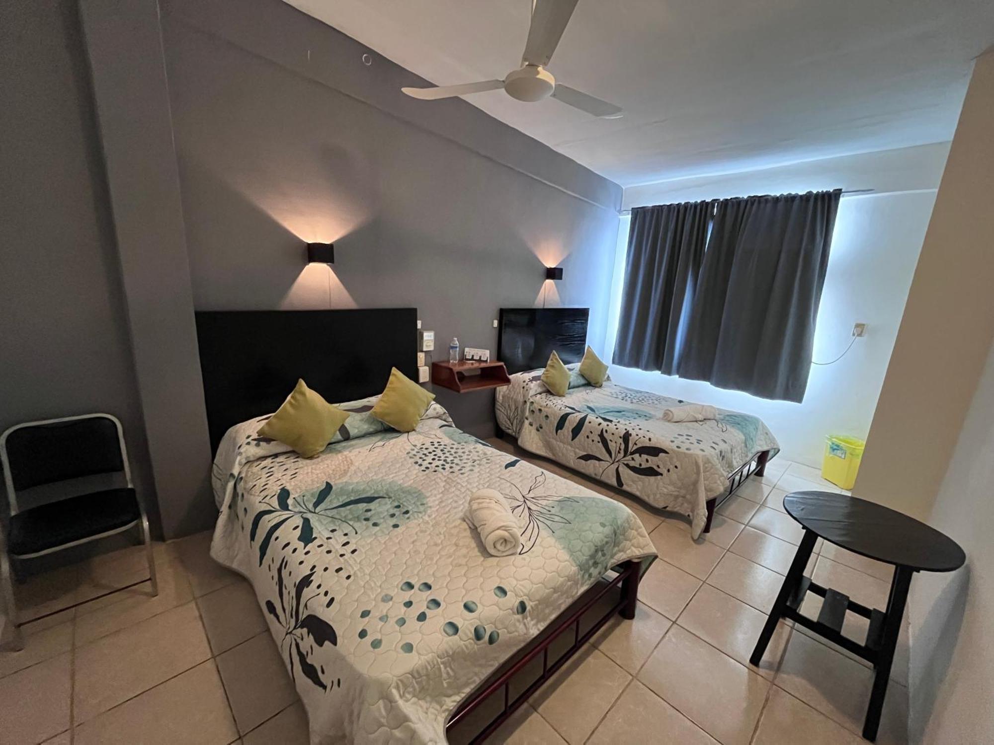 Hotel Las Brisas Катемако Экстерьер фото